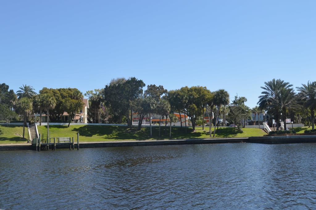 Tarpon Inn Tarpon Springs Exterior photo